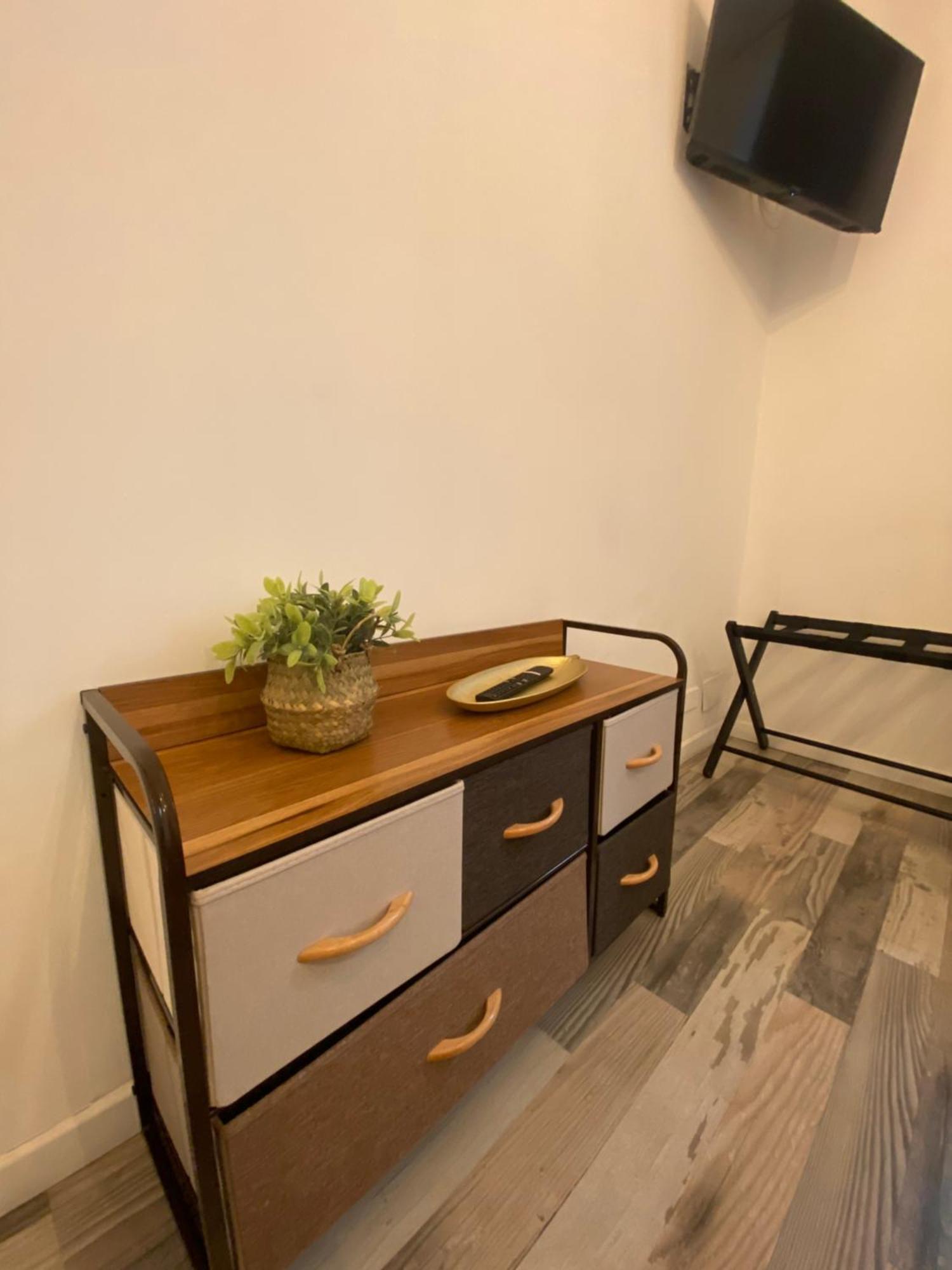 شقة La Casa Dell'Appio روما المظهر الخارجي الصورة